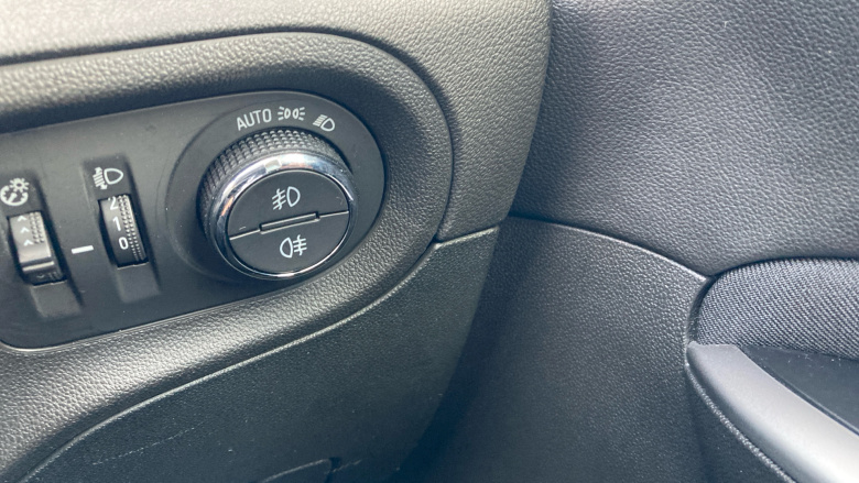 Vauxhall Grandland X 1.2 Turbo SE 5dr Petrol Hatchback